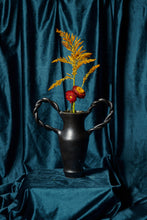 Load image into Gallery viewer, xander vase
